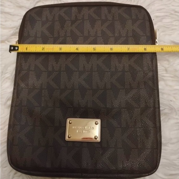 NWOT Michael Kors iPad Tablet Case - Picture 2 of 3